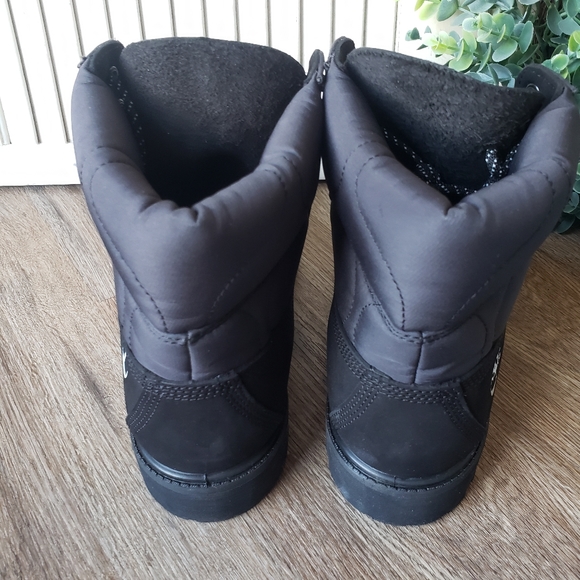 New Timberland Men's 6-Inch Premium Quilted Black Boot 400 Gram Size 10 - Picture 7 of 10